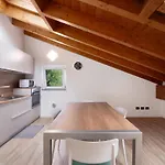 Casa *